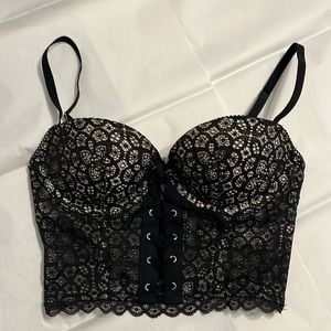 Victoria’s Secret pushup corset. Never worn. 34b